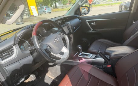 Toyota Fortuner II, 2018 год, 2 999 000 рублей, 18 фотография