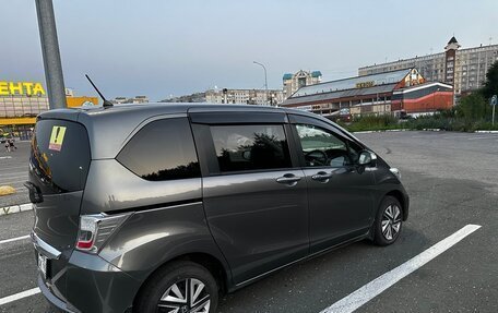 Honda Freed I, 2012 год, 1 220 000 рублей, 3 фотография