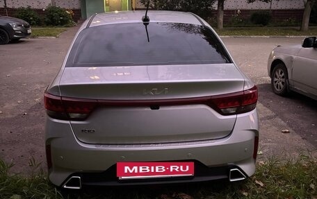 KIA Rio IV, 2021 год, 1 900 000 рублей, 2 фотография