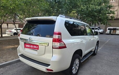 Toyota Land Cruiser Prado 150 рестайлинг 2, 2014 год, 4 500 000 рублей, 5 фотография