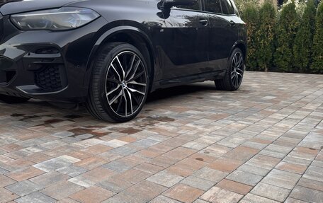 BMW X5, 2021 год, 9 500 000 рублей, 4 фотография
