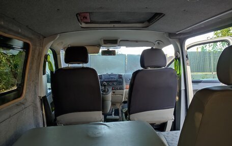 Volkswagen Transporter T5 рестайлинг, 2011 год, 1 300 000 рублей, 10 фотография