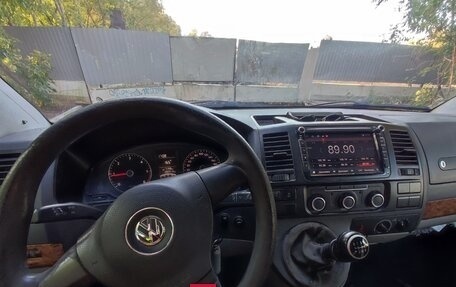 Volkswagen Transporter T5 рестайлинг, 2011 год, 1 300 000 рублей, 12 фотография