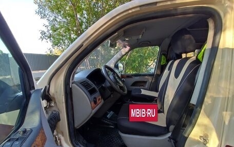 Volkswagen Transporter T5 рестайлинг, 2011 год, 1 300 000 рублей, 14 фотография