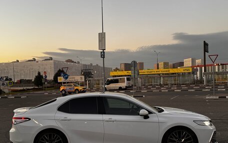 Toyota Camry, 2019 год, 2 350 000 рублей, 4 фотография