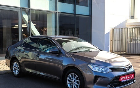 Toyota Camry, 2015 год, 1 749 000 рублей, 3 фотография