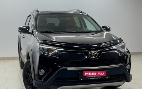 Toyota RAV4, 2018 год, 2 885 000 рублей, 3 фотография
