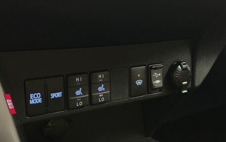 Toyota RAV4, 2018 год, 2 885 000 рублей, 17 фотография