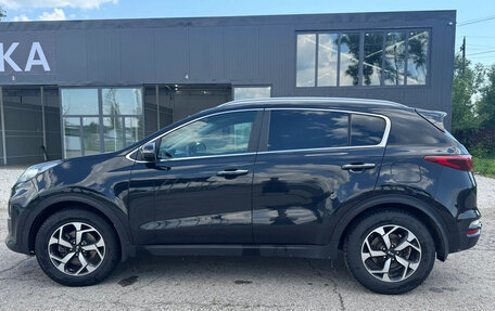 KIA Sportage IV рестайлинг, 2021 год, 1 800 000 рублей, 1 фотография