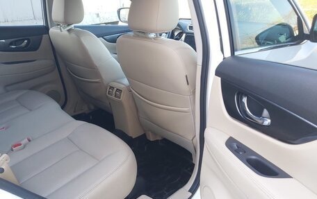 Nissan X-Trail, 2018 год, 2 890 000 рублей, 9 фотография