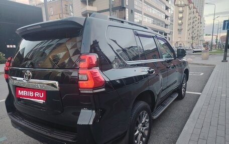 Toyota Land Cruiser Prado 150 рестайлинг 2, 2019 год, 4 300 000 рублей, 4 фотография