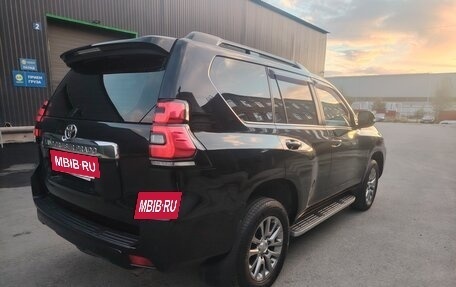 Toyota Land Cruiser Prado 150 рестайлинг 2, 2019 год, 4 300 000 рублей, 9 фотография