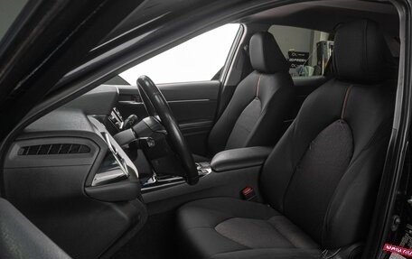Toyota Camry, 2019 год, 2 849 000 рублей, 10 фотография