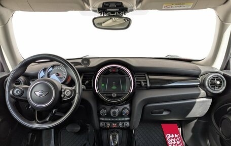MINI Hatch, 2018 год, 1 850 000 рублей, 26 фотография
