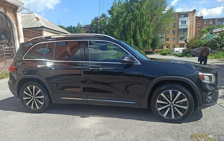 Mercedes-Benz GLB, 2019 год, 3 000 000 рублей, 5 фотография