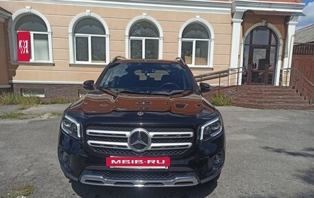Mercedes-Benz GLB, 2019 год, 3 000 000 рублей, 3 фотография