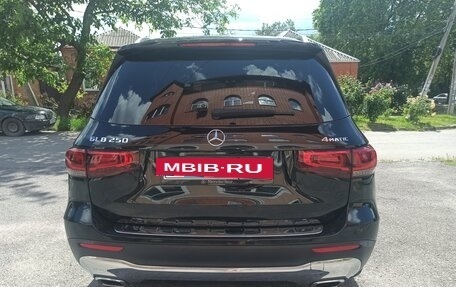 Mercedes-Benz GLB, 2019 год, 3 000 000 рублей, 7 фотография