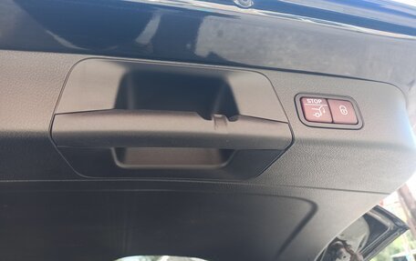 Mercedes-Benz GLB, 2019 год, 3 000 000 рублей, 18 фотография