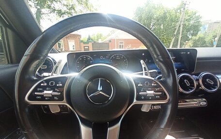 Mercedes-Benz GLB, 2019 год, 3 000 000 рублей, 26 фотография