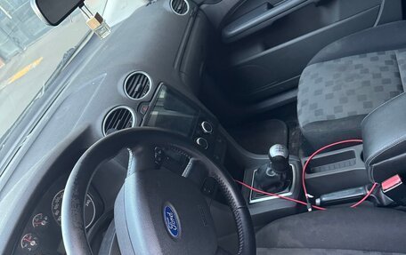 Ford Focus II рестайлинг, 2005 год, 250 000 рублей, 3 фотография