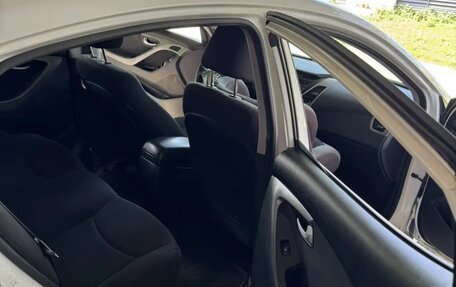 Hyundai Elantra V, 2015 год, 1 300 000 рублей, 5 фотография