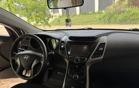 Hyundai Elantra V, 2015 год, 1 300 000 рублей, 8 фотография