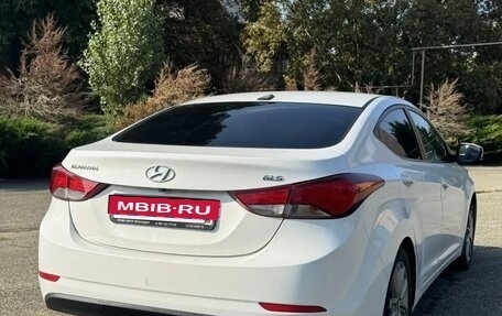 Hyundai Elantra V, 2015 год, 1 300 000 рублей, 3 фотография