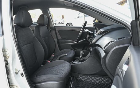 Hyundai Solaris II рестайлинг, 2015 год, 1 089 000 рублей, 8 фотография