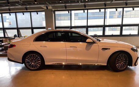 Mercedes-Benz E-Класс AMG, 2024 год, 11 800 000 рублей, 8 фотография