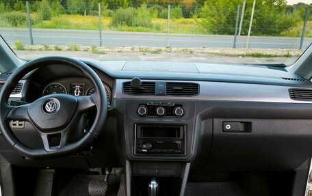Volkswagen Caddy IV, 2018 год, 1 800 000 рублей, 6 фотография