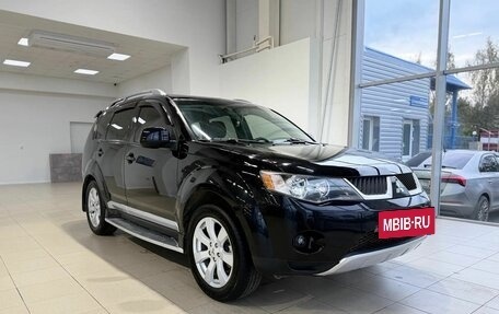 Mitsubishi Outlander III рестайлинг 3, 2008 год, 1 390 000 рублей, 4 фотография