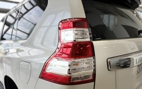 Toyota Land Cruiser Prado 150 рестайлинг 2, 2016 год, 4 070 000 рублей, 10 фотография