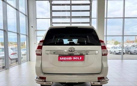 Toyota Land Cruiser Prado 150 рестайлинг 2, 2016 год, 4 070 000 рублей, 7 фотография