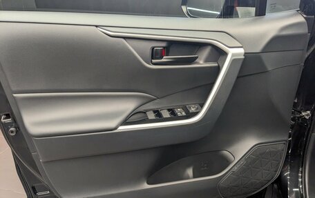 Toyota RAV4, 2025 год, 3 850 000 рублей, 8 фотография