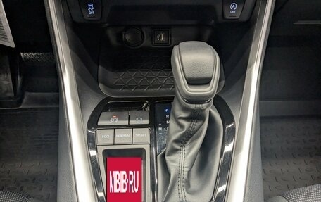 Toyota RAV4, 2025 год, 3 850 000 рублей, 19 фотография