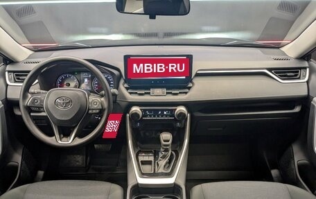 Toyota RAV4, 2025 год, 3 850 000 рублей, 17 фотография