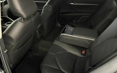 Toyota Camry, 2019 год, 3 270 000 рублей, 14 фотография