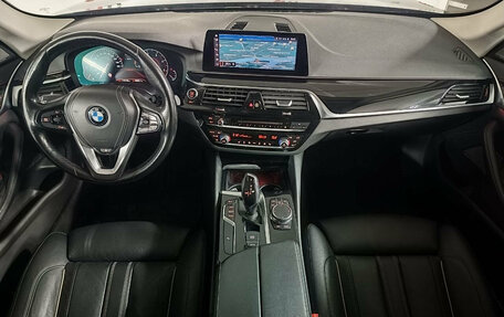 BMW 5 серия, 2019 год, 4 299 000 рублей, 9 фотография