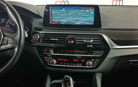 BMW 5 серия, 2019 год, 4 299 000 рублей, 15 фотография