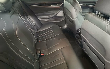 BMW 5 серия, 2019 год, 4 299 000 рублей, 22 фотография