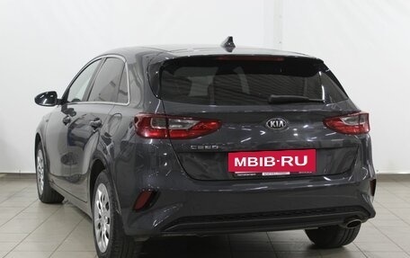 KIA cee'd III, 2018 год, 1 920 000 рублей, 8 фотография