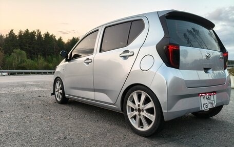 Daihatsu Mira e:S II, 2018 год, 800 000 рублей, 1 фотография