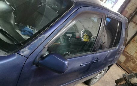 Toyota Raum I, 1999 год, 370 000 рублей, 4 фотография