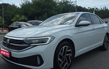 Volkswagen Jetta VII, 2022 год, 1 590 000 рублей, 1 фотография
