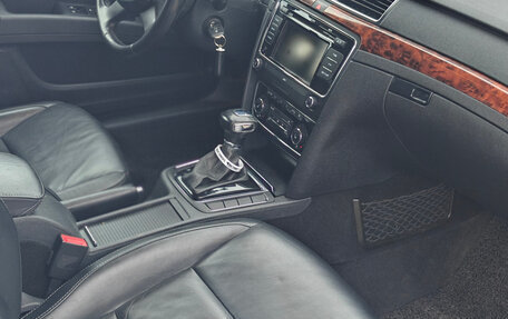 Skoda Superb III рестайлинг, 2012 год, 1 350 000 рублей, 7 фотография