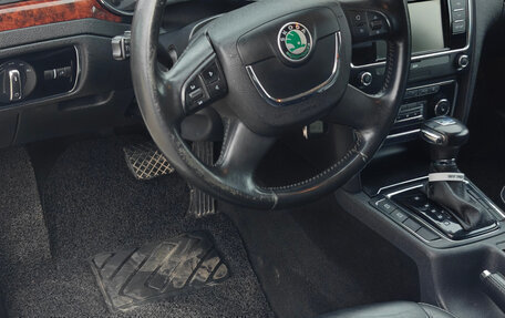 Skoda Superb III рестайлинг, 2012 год, 1 350 000 рублей, 8 фотография