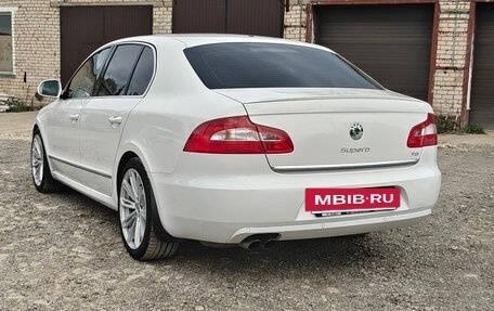 Skoda Superb III рестайлинг, 2012 год, 1 350 000 рублей, 5 фотография
