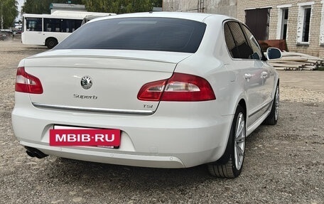 Skoda Superb III рестайлинг, 2012 год, 1 350 000 рублей, 4 фотография
