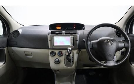 Toyota Passo Sette, 2010 год, 680 911 рублей, 9 фотография