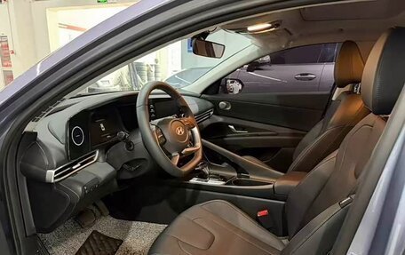 Hyundai Elantra, 2023 год, 1 354 000 рублей, 8 фотография